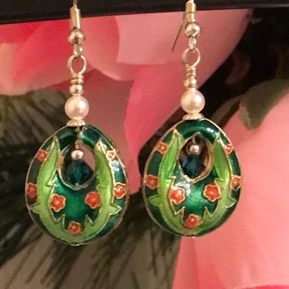 🔥ON SALE🔥3/$30🔥 💖 LA Design💖Handmade Earrings